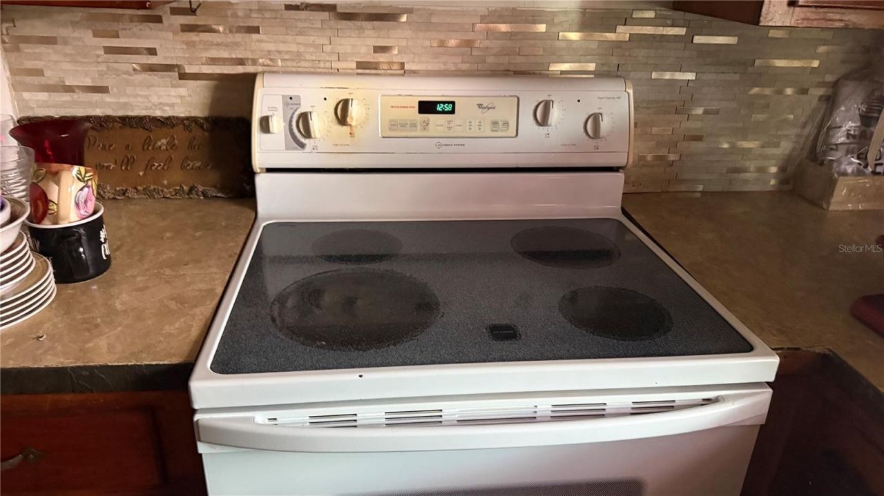 531 Arneson Avenue , Auburndale, FL 33823 Photo