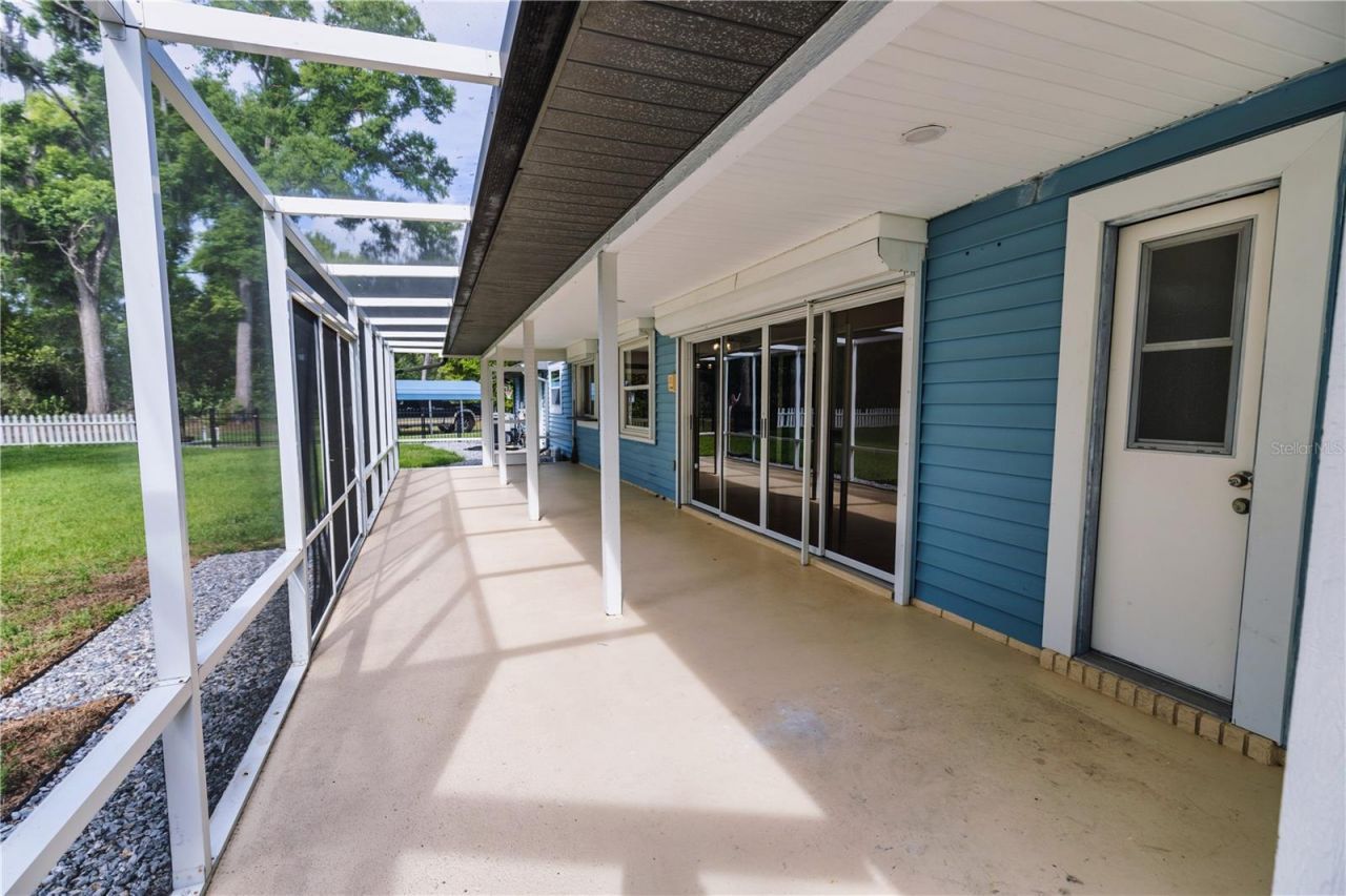 2119 Shady Oaks Drive , Valrico, FL 33594 Photo