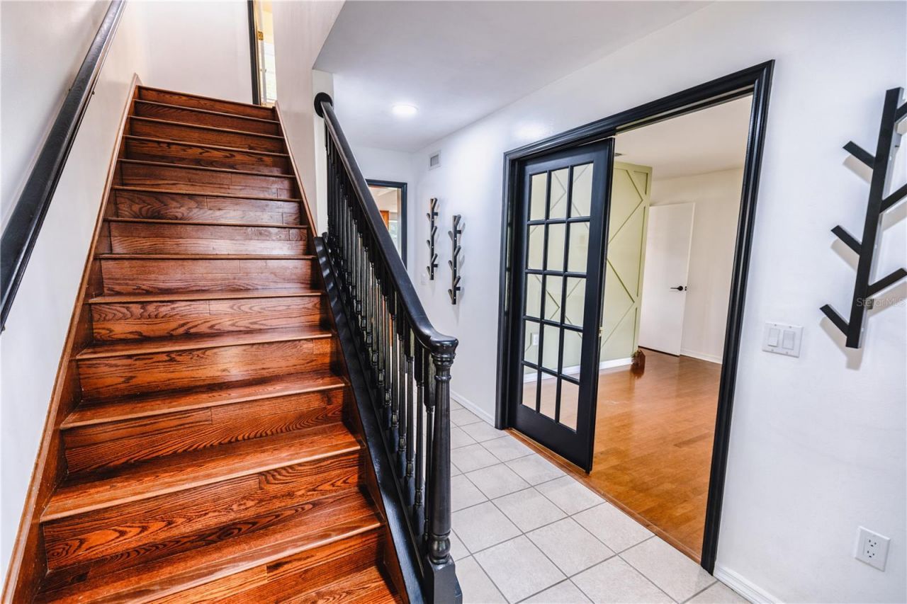 2119 Shady Oaks Drive , Valrico, FL 33594 Photo