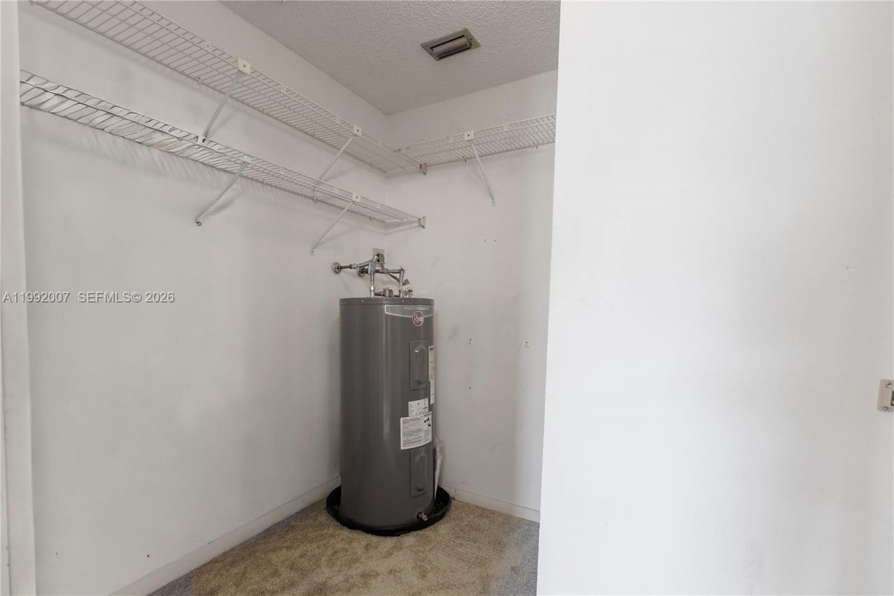 723 Banks Rd, Margate, FL 33063 Photo