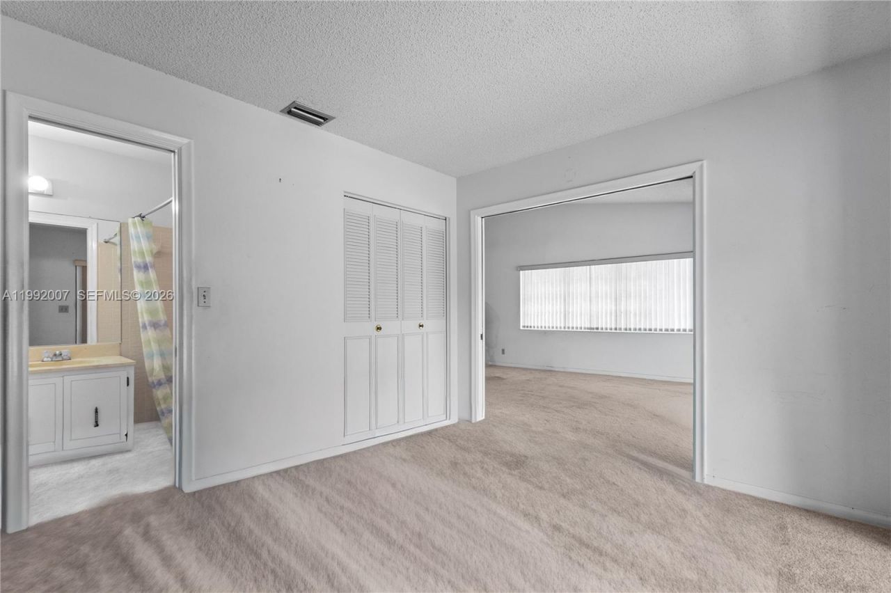 723 Banks Rd, Margate, FL 33063 Photo