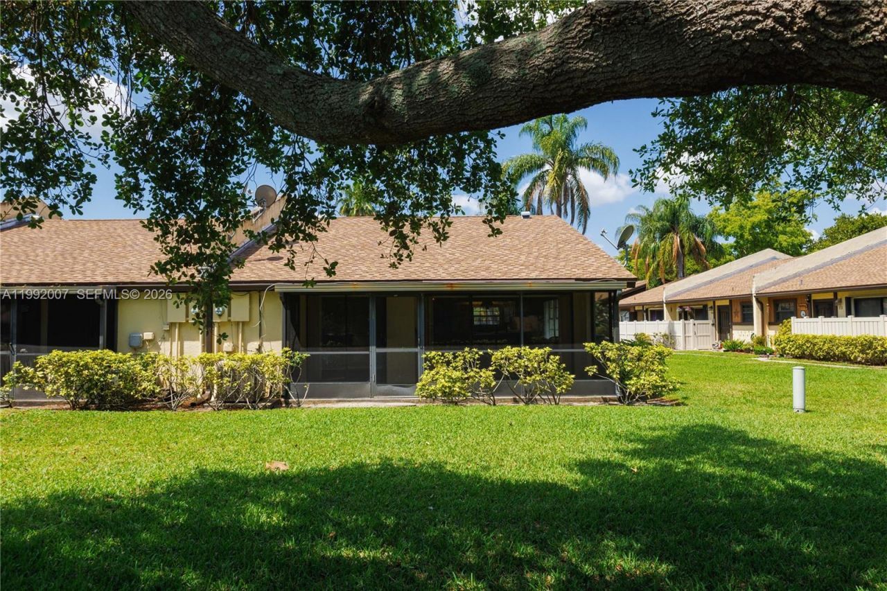 723 Banks Rd, Margate, FL 33063 Photo