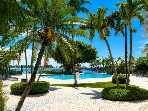 2451 Brickell Ave, Unit 4F, Miami, FL 33129