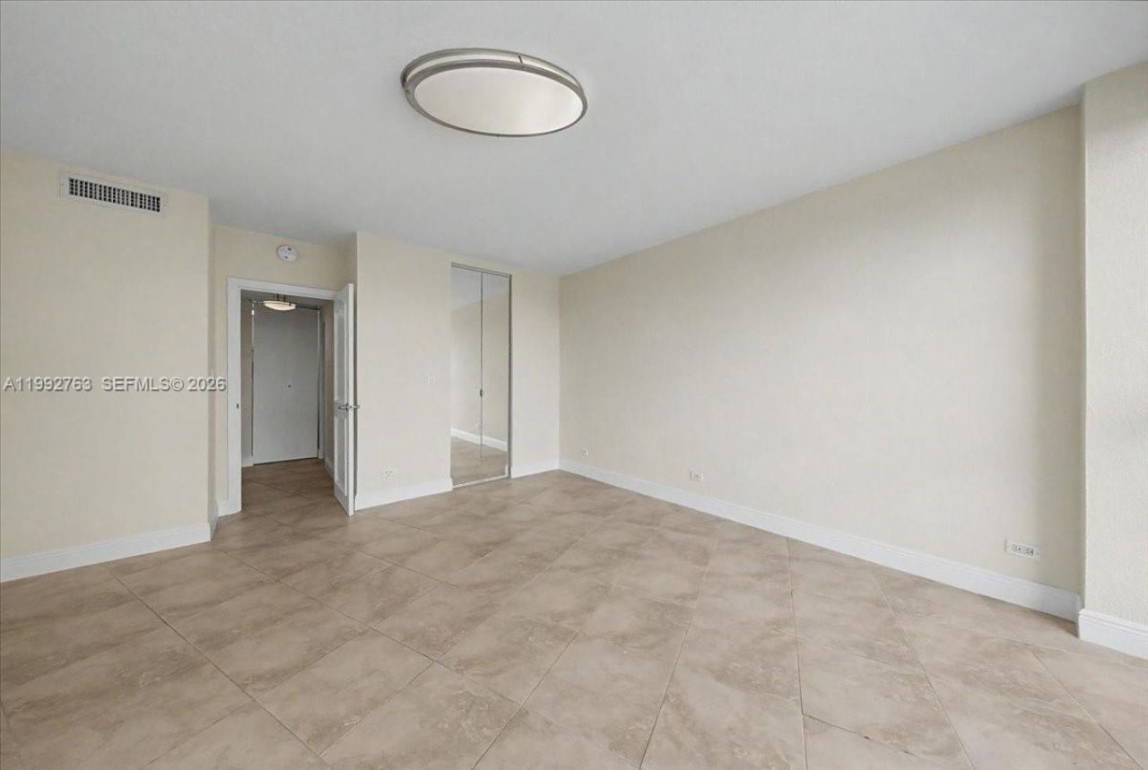 2451 Brickell Ave, Unit 4F, Miami, FL 33129 Photo