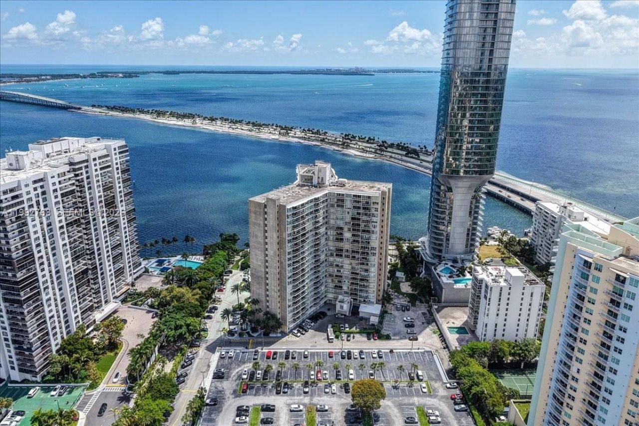 2451 Brickell Ave, Unit 4F, Miami, FL 33129 Photo