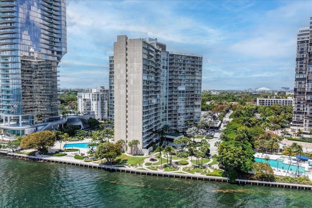 2451 Brickell Ave, Unit 4F, Miami, FL 33129 Photo