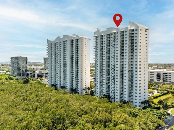 15051 Royal Oaks Ln , Unit 2103, North Miami, FL 33181