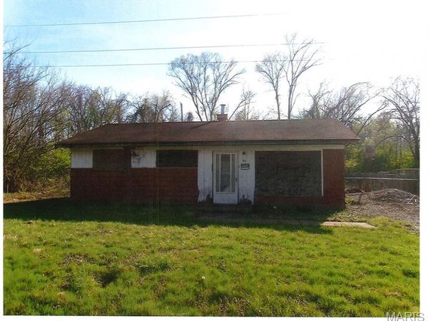 165 and 167 Amelia Drive , Cahokia, IL 62206