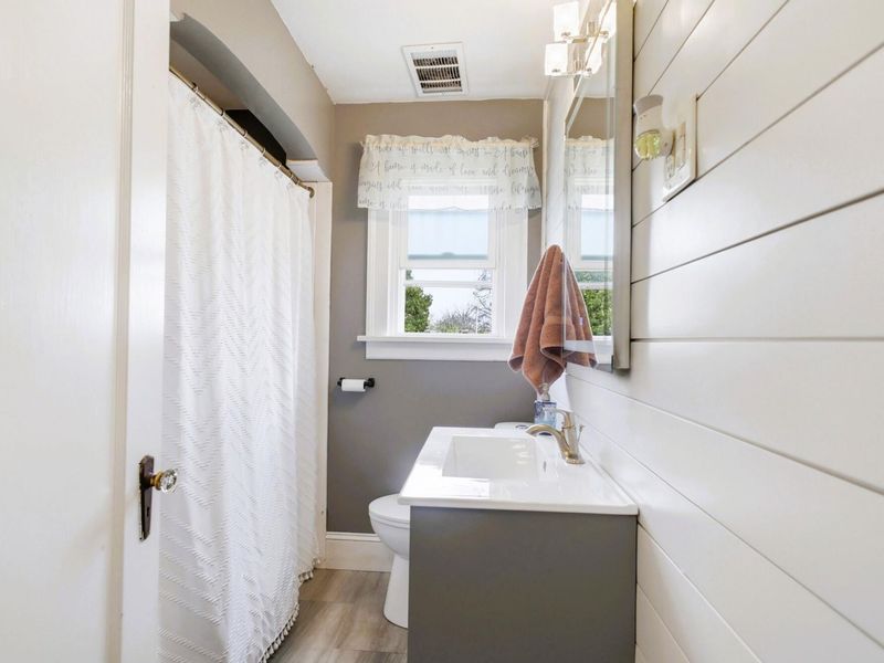 3332 E High Street, Springfield, OH 45505 Photo 8