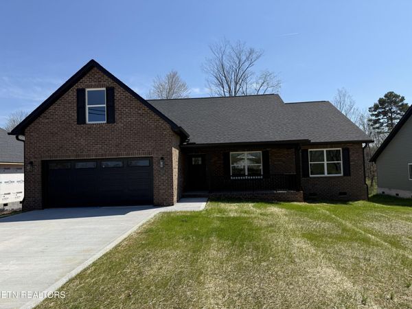 2510 Patrick Ave, Maryville, TN 37804