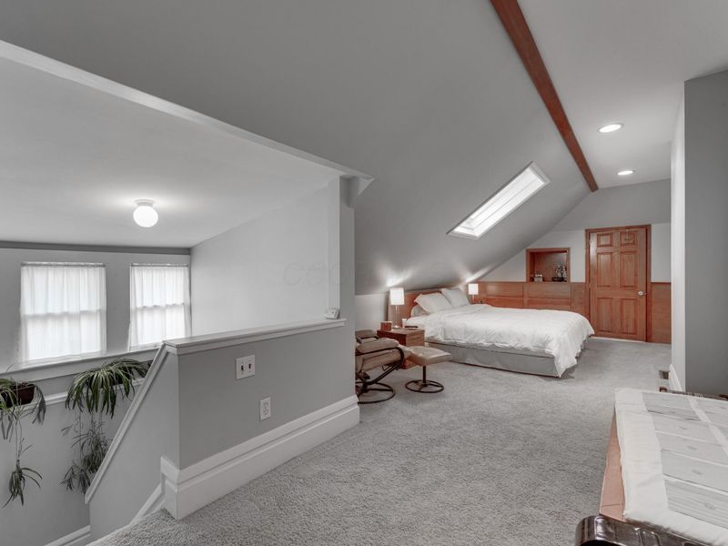 846-848 Summit Street , Columbus, OH 43215 Photo 20