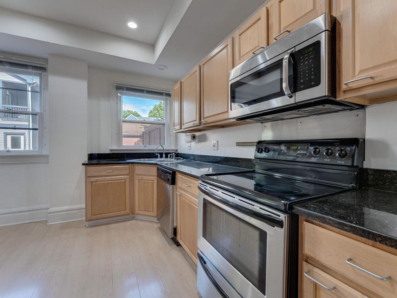 846-848 Summit Street , Columbus, OH 43215 Photo 38