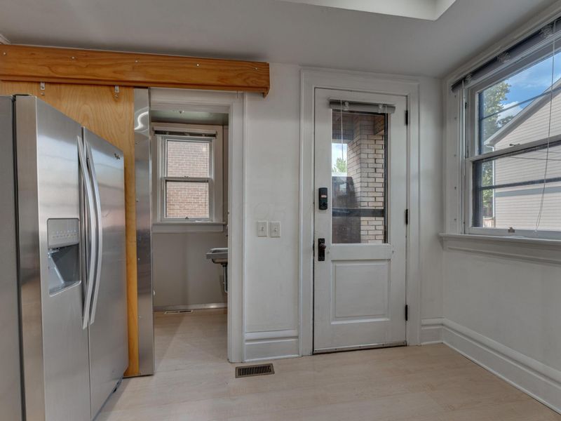 846-848 Summit Street , Columbus, OH 43215 Photo 39