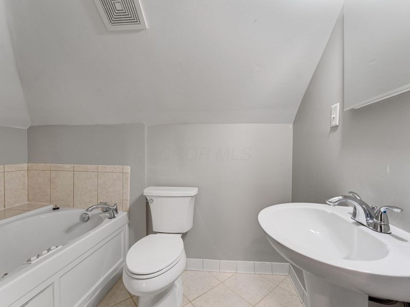 846-848 Summit Street , Columbus, OH 43215 Photo 49