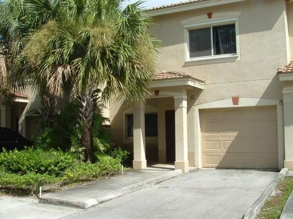 280 Crestwood Circle, Unit 202, Royal Palm Beach, FL 33411