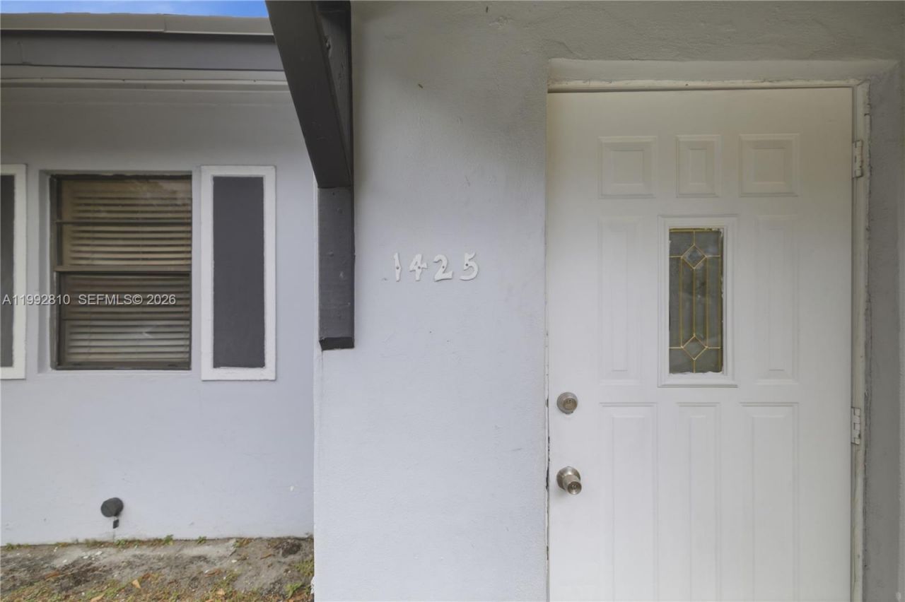 1425 NW 10th Pl , Unit 1425, Fort Lauderdale, FL 33311 Photo