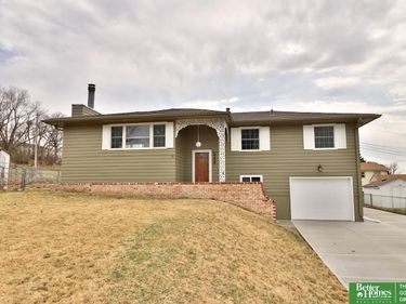 5209 Emiline Street, Bellevue, NE 68157