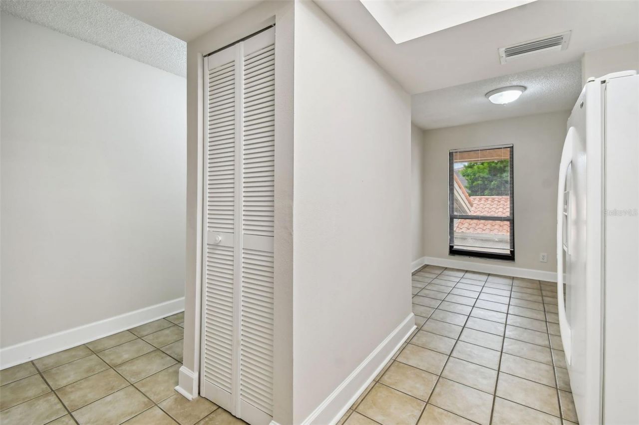4800 Brittany Drive S, Unit 102, Saint Petersburg, FL 33715 Photo