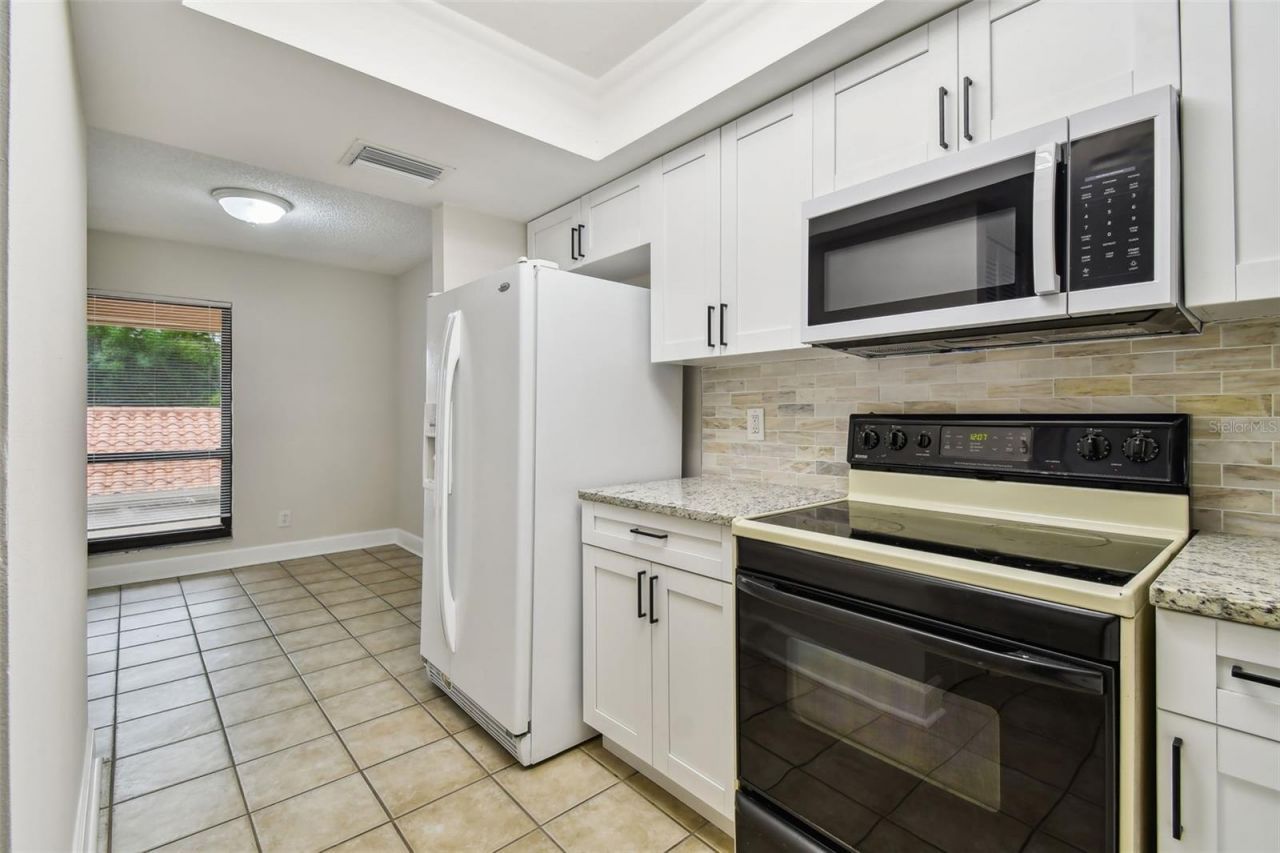 4800 Brittany Drive S, Unit 102, Saint Petersburg, FL 33715 Photo