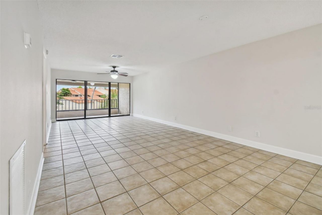 4800 Brittany Drive S, Unit 102, Saint Petersburg, FL 33715 Photo