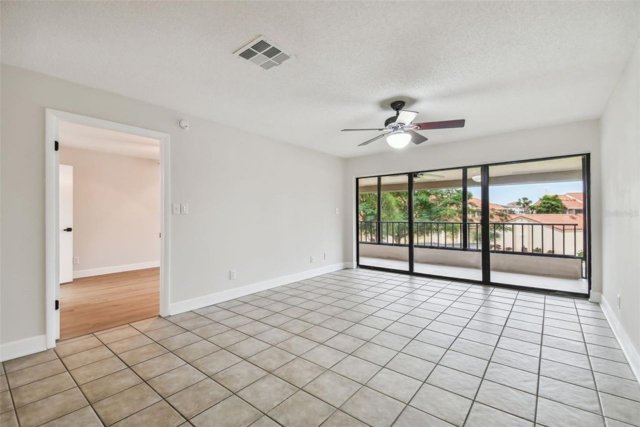 4800 Brittany Drive S, Unit 102, Saint Petersburg, FL 33715 Photo