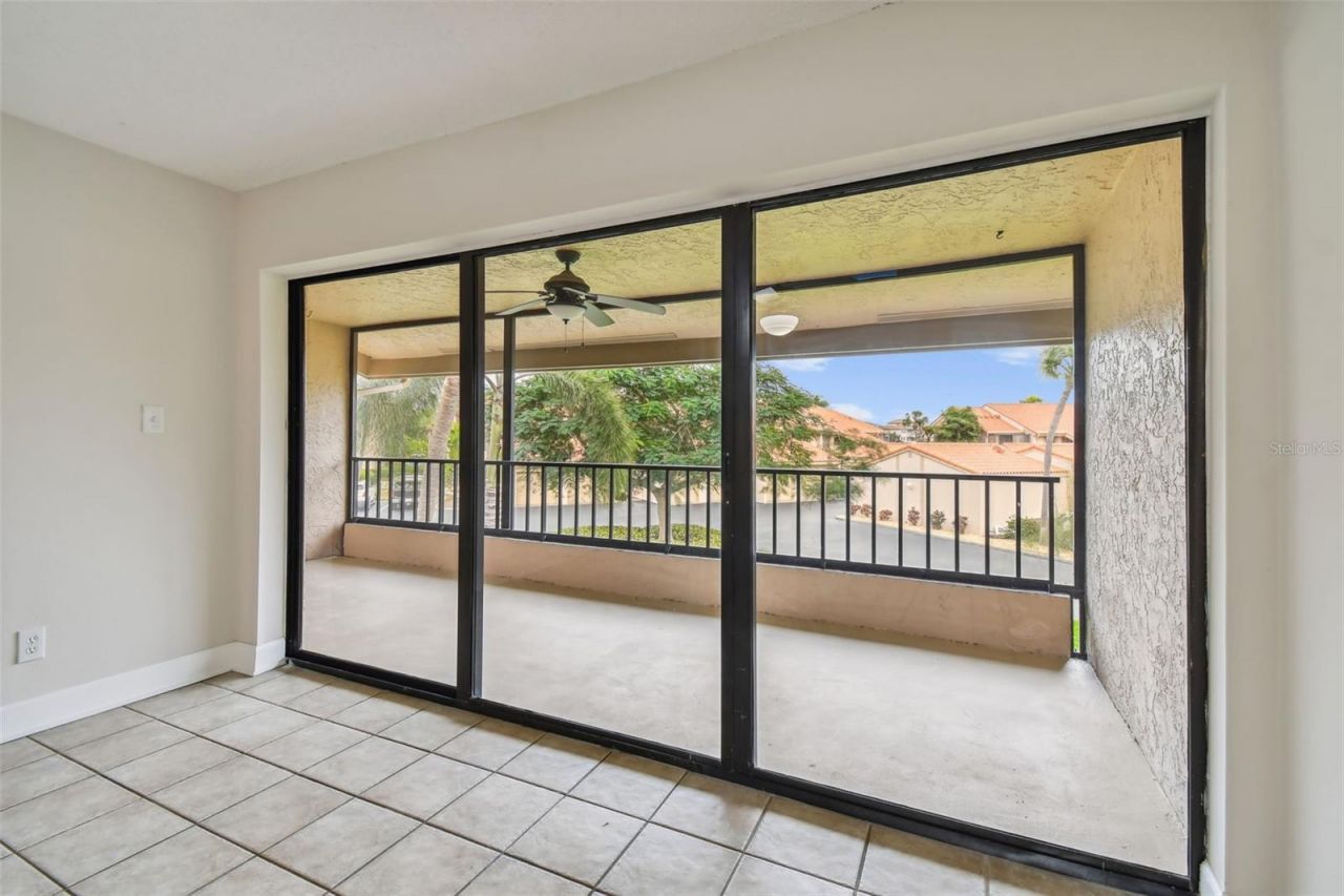 4800 Brittany Drive S, Unit 102, Saint Petersburg, FL 33715 Photo