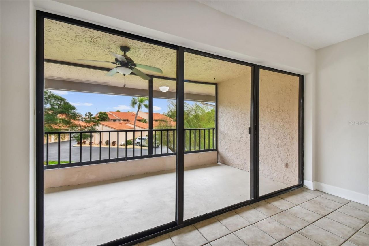 4800 Brittany Drive S, Unit 102, Saint Petersburg, FL 33715 Photo