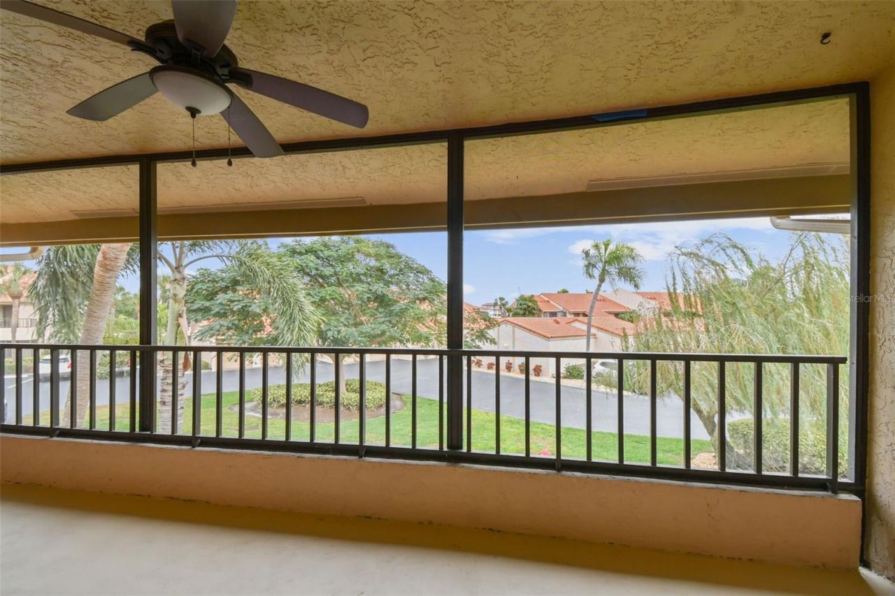 4800 Brittany Drive S, Unit 102, Saint Petersburg, FL 33715 Photo