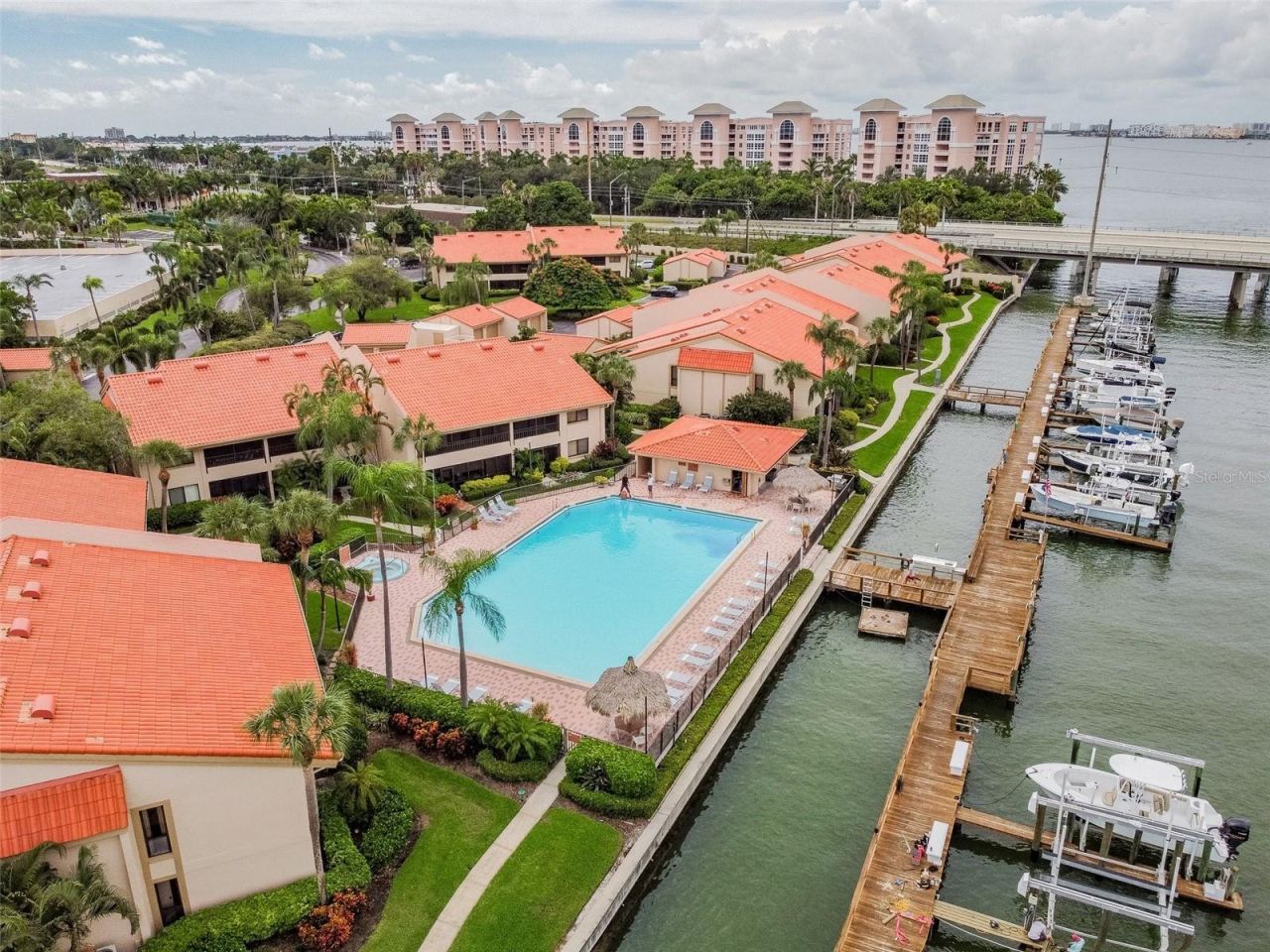 4800 Brittany Drive S, Unit 102, Saint Petersburg, FL 33715 Photo