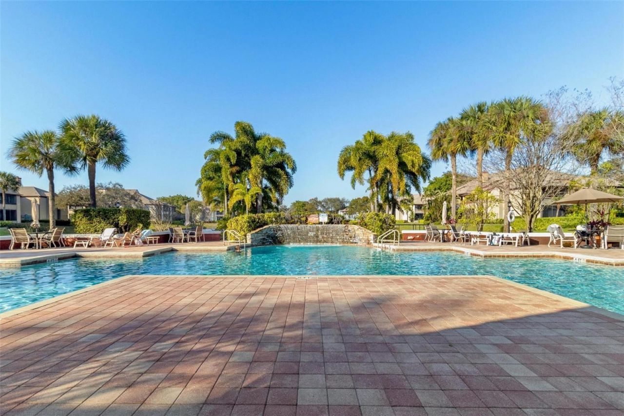 10263 Gandy Boulevard N, Unit 2303, Saint Petersburg, FL 33702 Photo