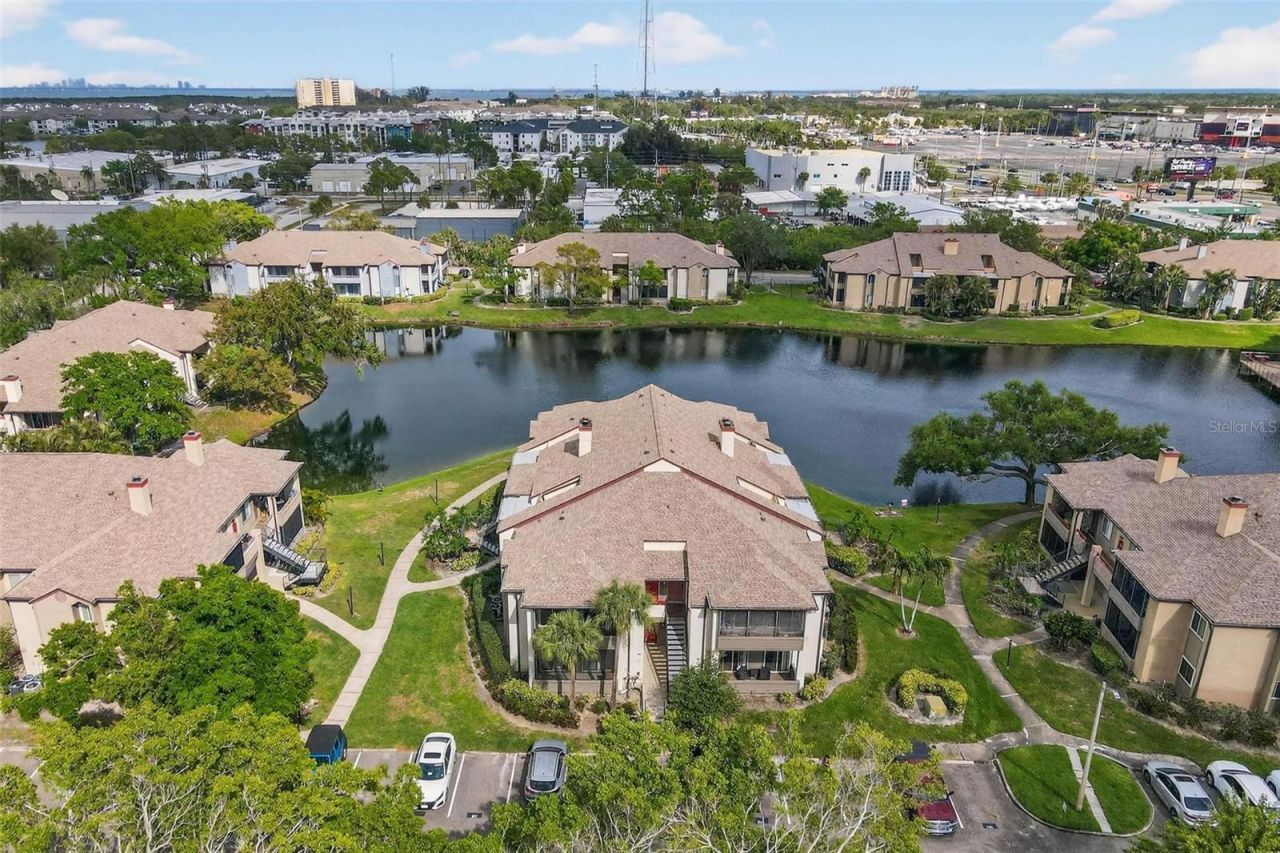 10263 Gandy Boulevard N, Unit 2303, Saint Petersburg, FL 33702 Photo