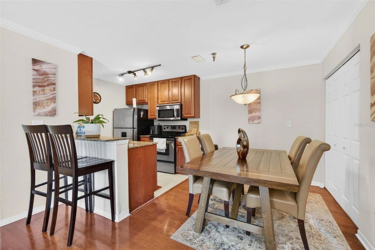 10263 Gandy Boulevard N, Unit 2303, Saint Petersburg, FL 33702 Photo