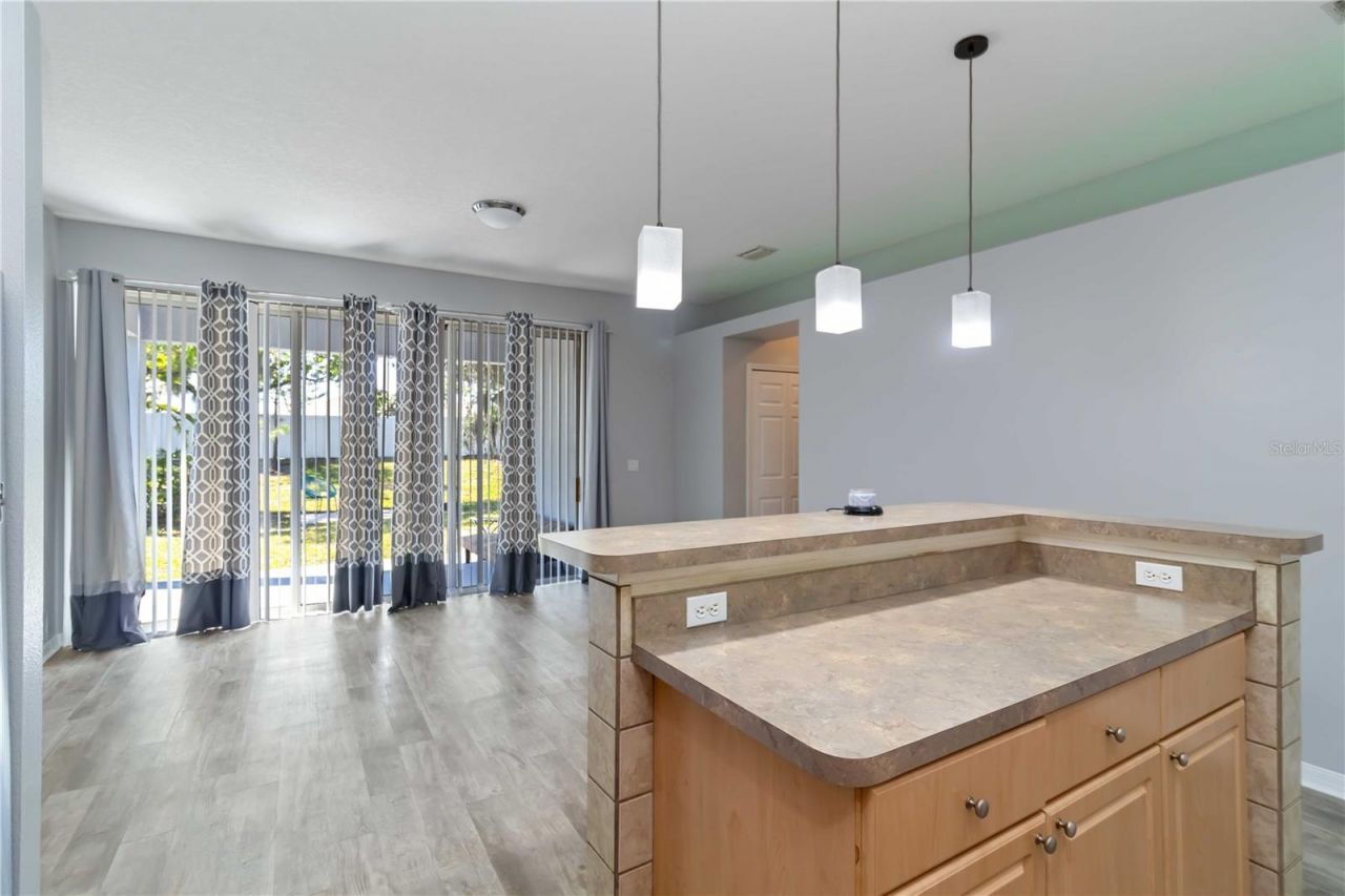 5214 60th Drive E, Bradenton, FL 34203 Photo