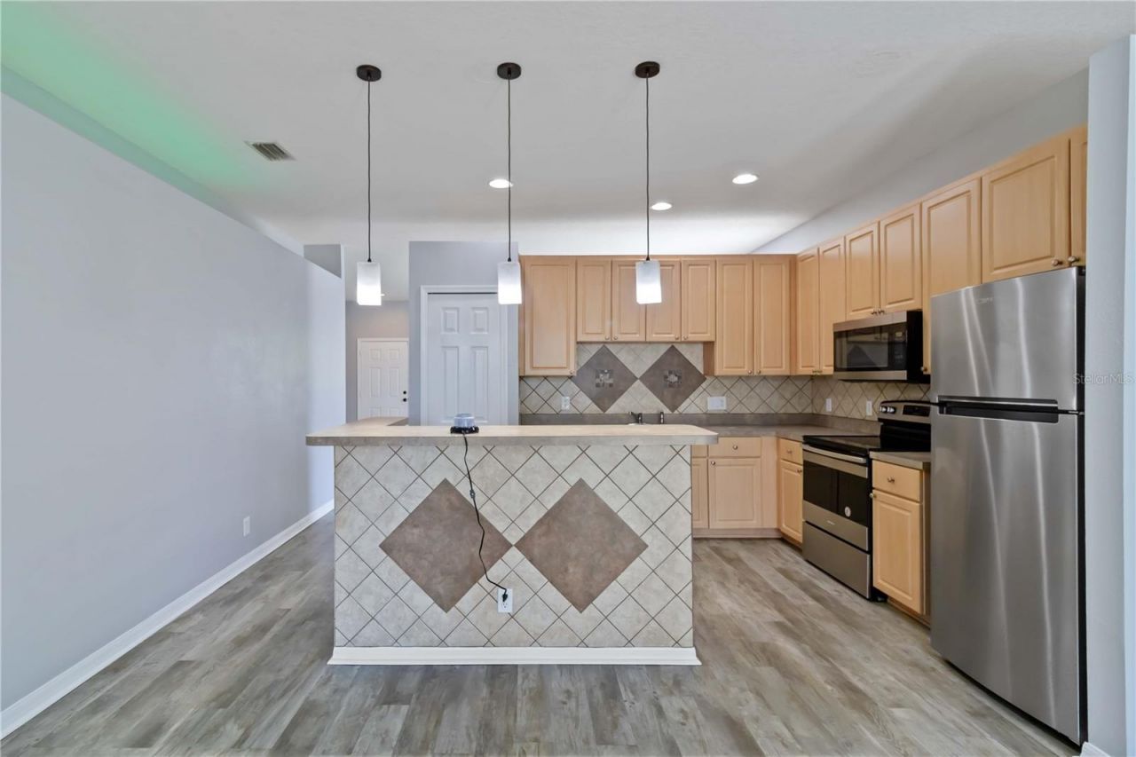 5214 60th Drive E, Bradenton, FL 34203 Photo