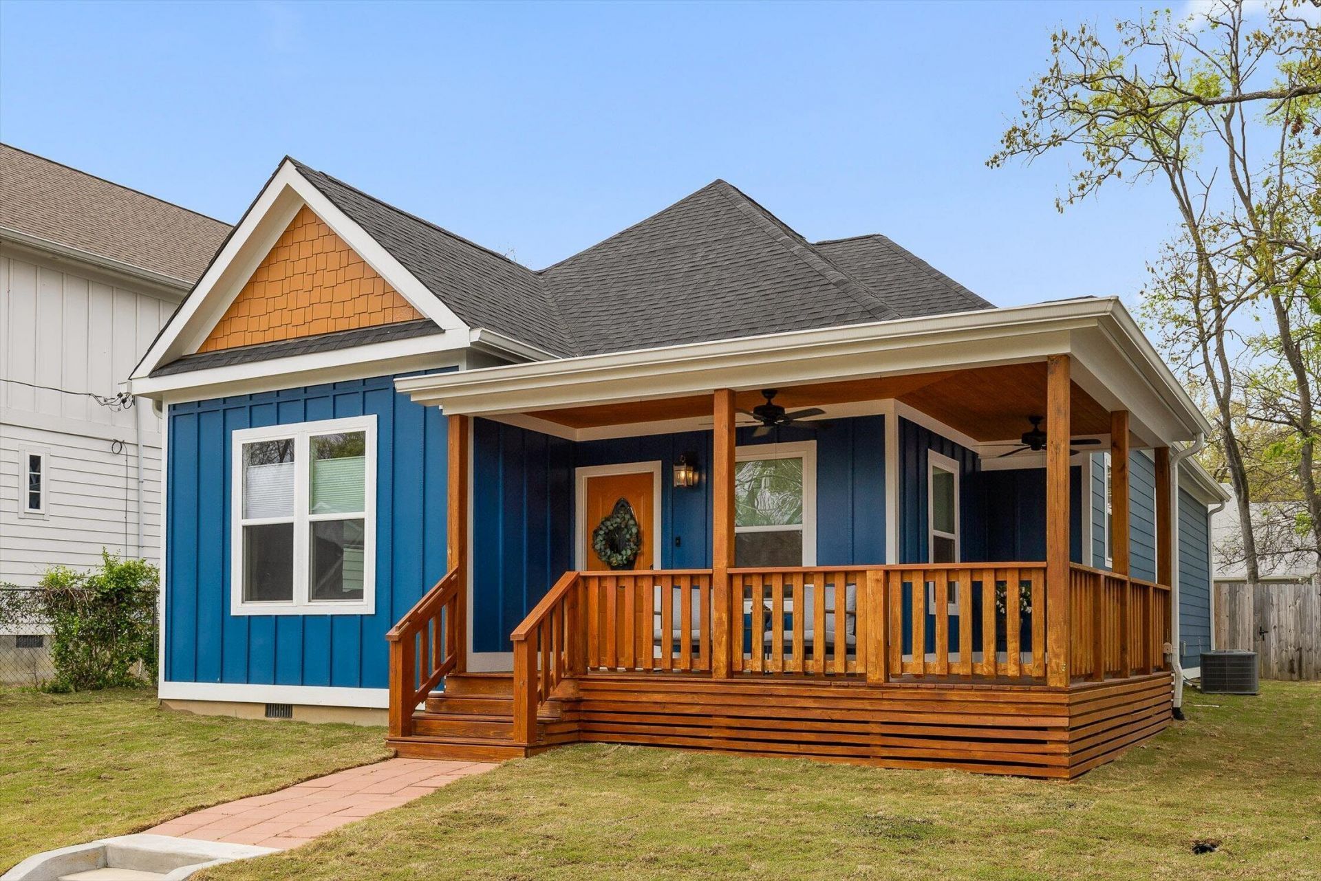 2011 E 12th Street, Chattanooga, TN 37404 Main Photo