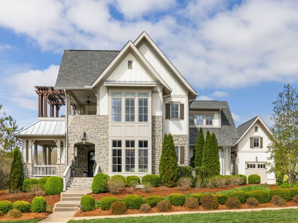 7000 Lanceleaf Dr, College Grove, TN 37046