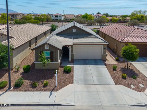 657 E BUCKINGHAM Avenue, Gilbert, AZ 85297