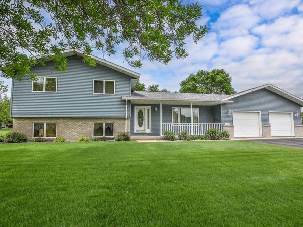 2407 Tranquility Drive, Saint Cloud, MN 56301