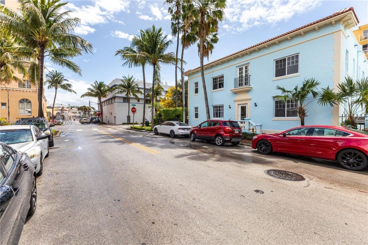 750 Pennsylvania Ave, Unit 3, Miami Beach, FL 33139 Photo