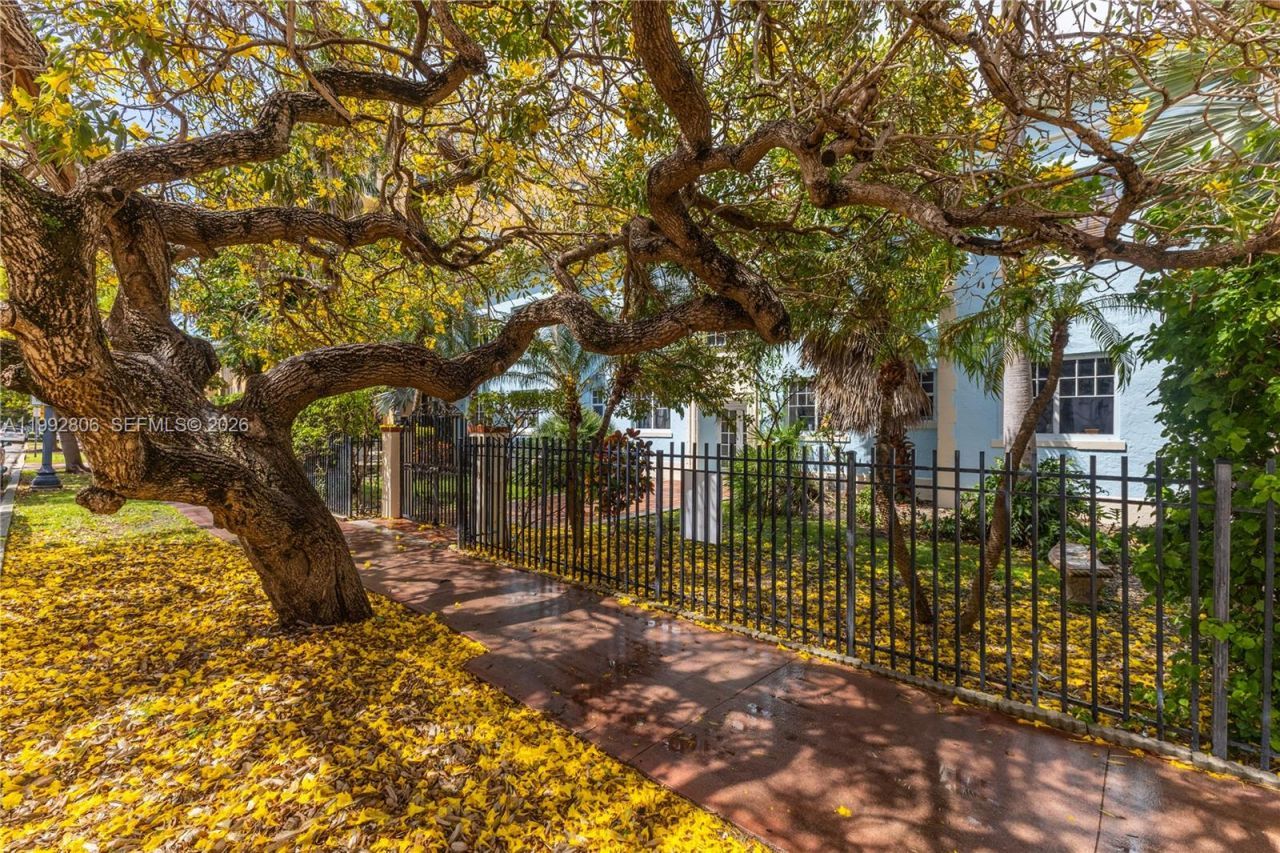 750 Pennsylvania Ave, Unit 3, Miami Beach, FL 33139 Photo