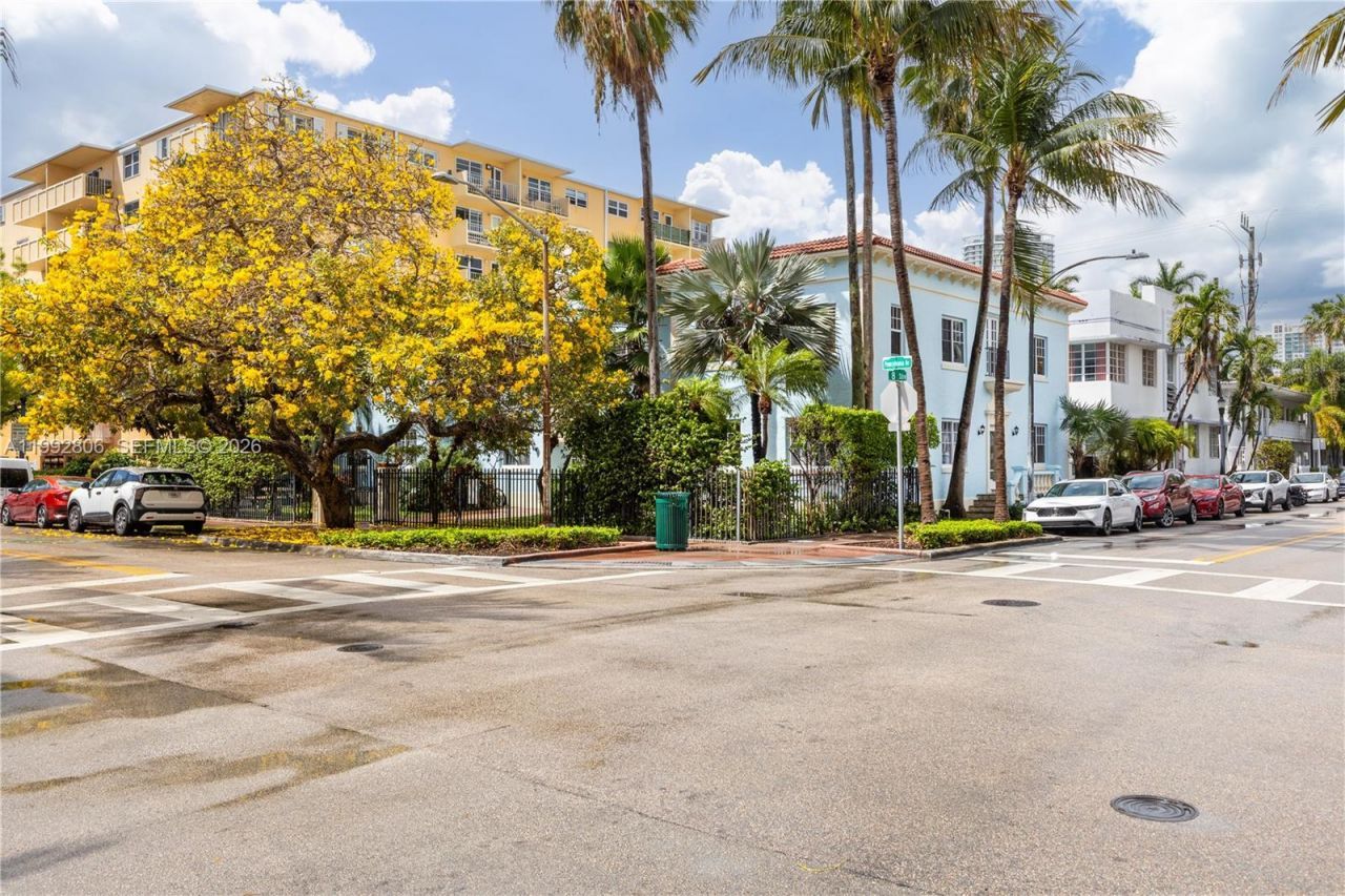 750 Pennsylvania Ave, Unit 3, Miami Beach, FL 33139 Photo