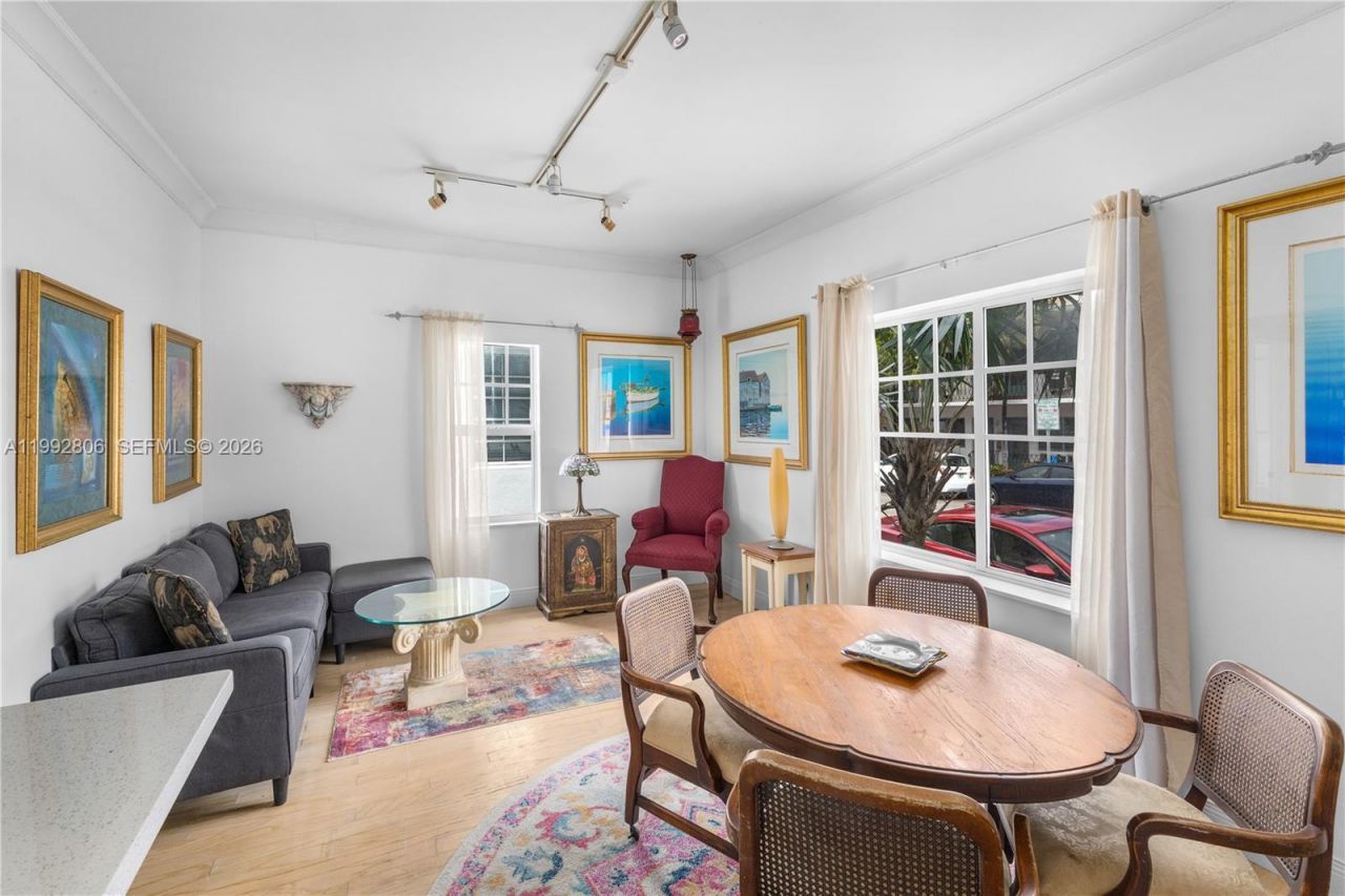 750 Pennsylvania Ave, Unit 3, Miami Beach, FL 33139 Photo