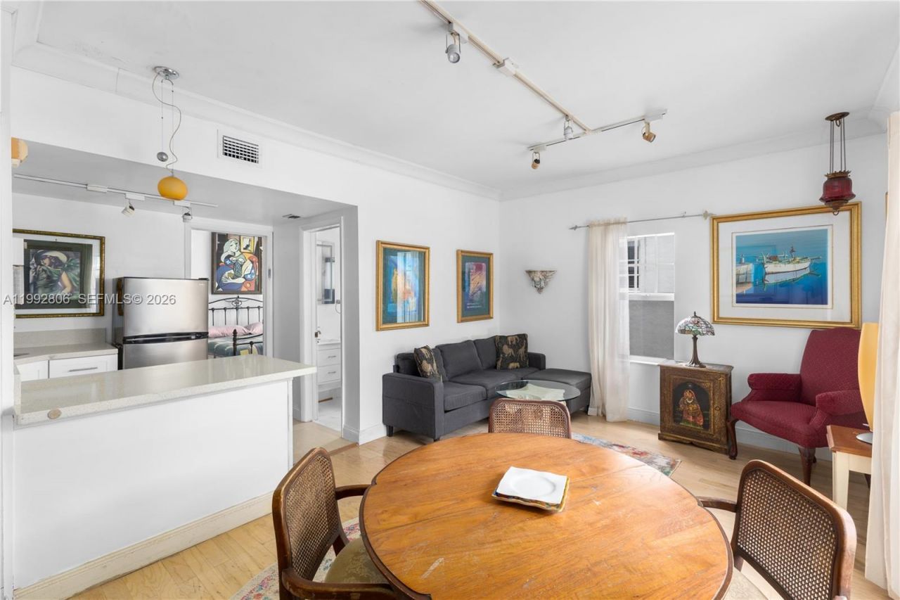 750 Pennsylvania Ave, Unit 3, Miami Beach, FL 33139 Photo