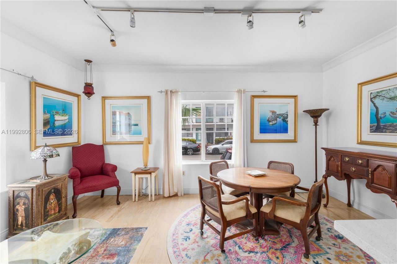 750 Pennsylvania Ave, Unit 3, Miami Beach, FL 33139 Photo