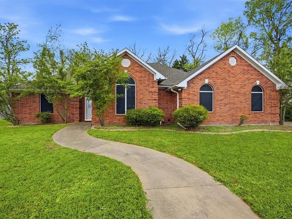 109 Franklin Court , Pottsboro, TX 75076