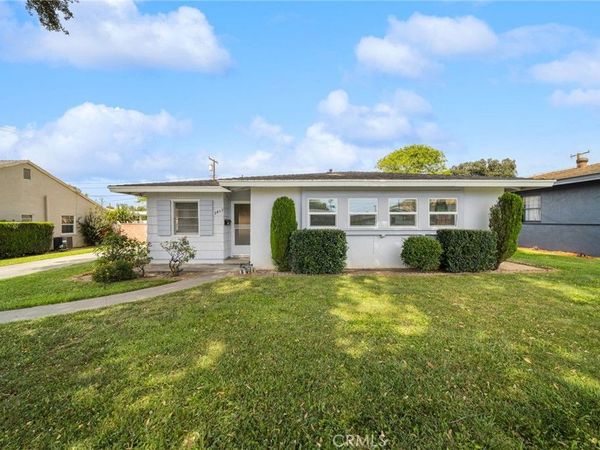 3453 Sunnyside Drive, Riverside, CA 92506