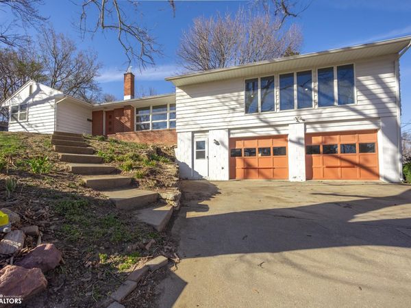 101 N Street, Hamburg, IA 51640