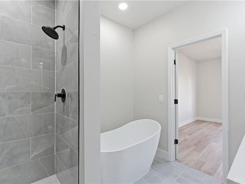 10124 S Cliff Swallow Court, Miamisburg, OH 45342 Photo 13