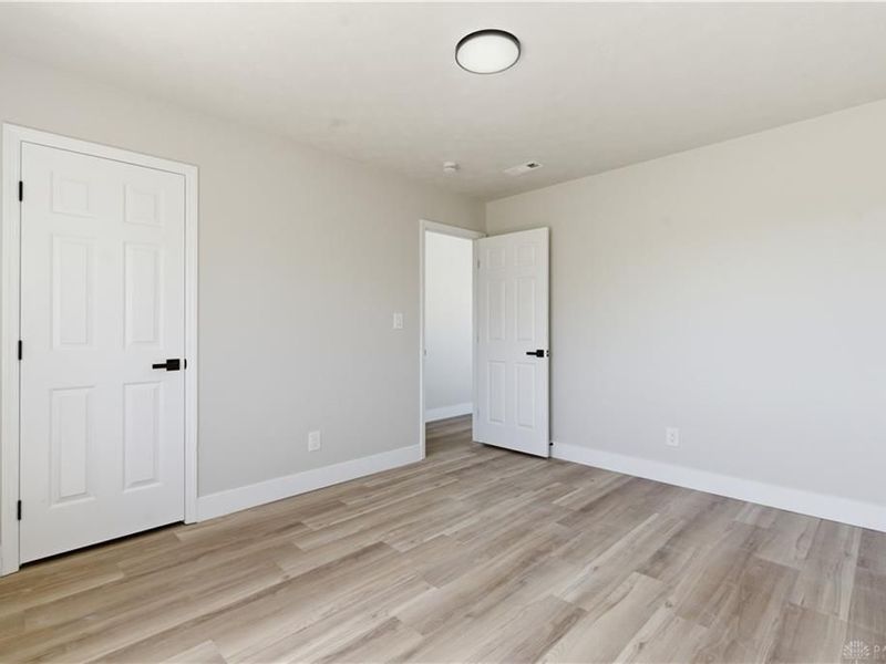 10124 S Cliff Swallow Court, Miamisburg, OH 45342 Photo 21