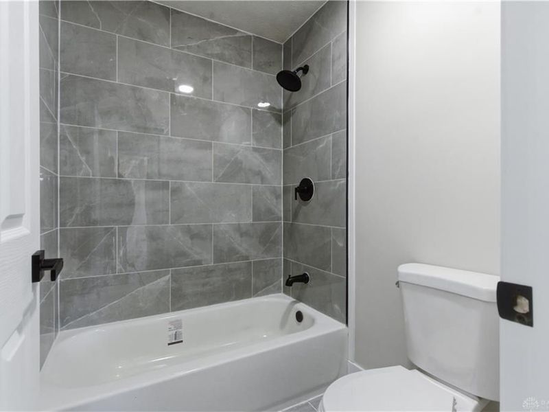 10124 S Cliff Swallow Court, Miamisburg, OH 45342 Photo 25